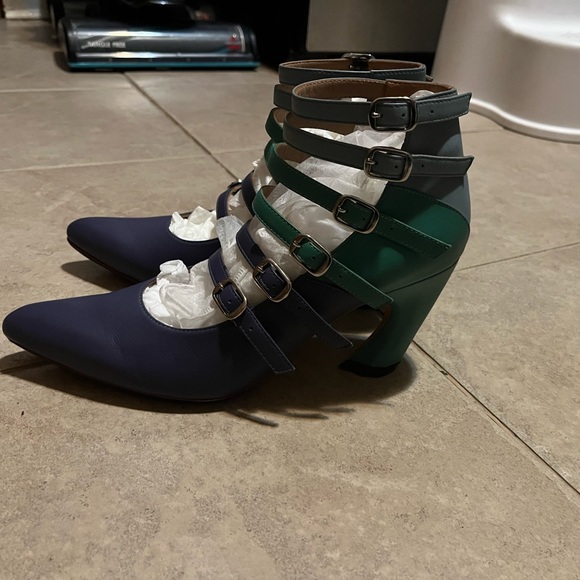 **SOLD**John Fluevog Twist Watusi blue green size 8.5 - Picture 5 of 7